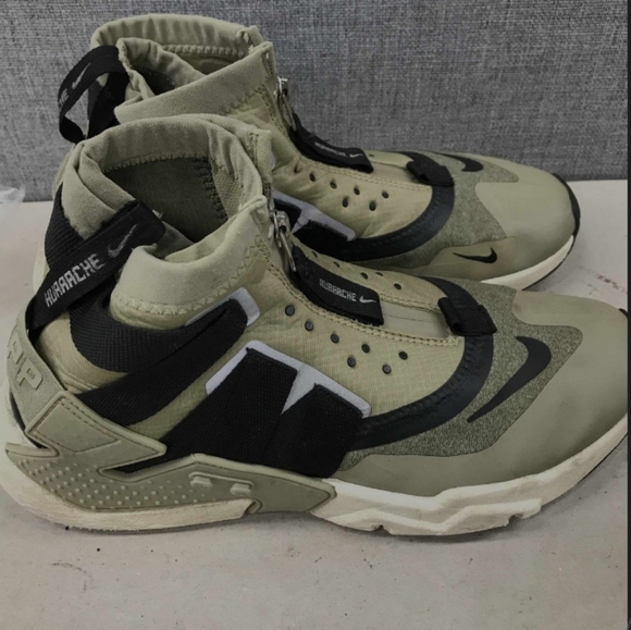 Nike Air Huarache GrippNeutral sneakers athletic shoes 8 9.5 main image 10
